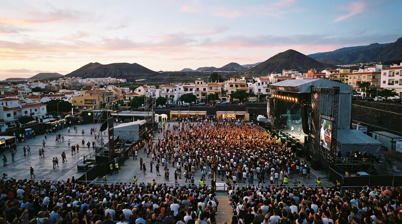 Ambiente de festival multigénero